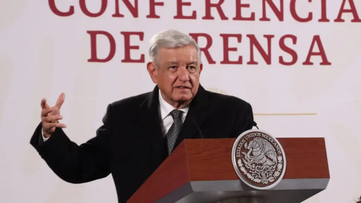 AMLO  (1)